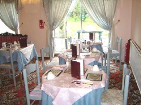 Alpha Milton Guest House CBG Buitenkant foto